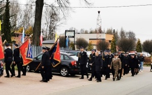 Nowy samochód OSP Aleksandria (1)