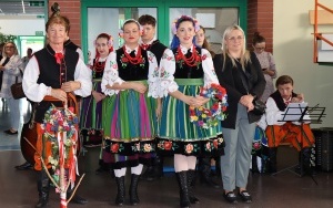 IV Powiatowy Przegląd Zespołów Folklorystycznych (11)