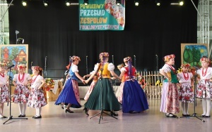 IV Powiatowy Przegląd Zespołów Folklorystycznych (19)