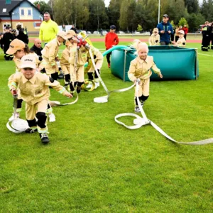 XI Powiatowe Zawody Sportowo-Pożarnicze (13)